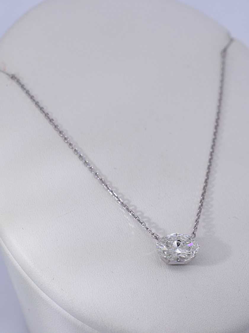 Lab-Diamond Necklace